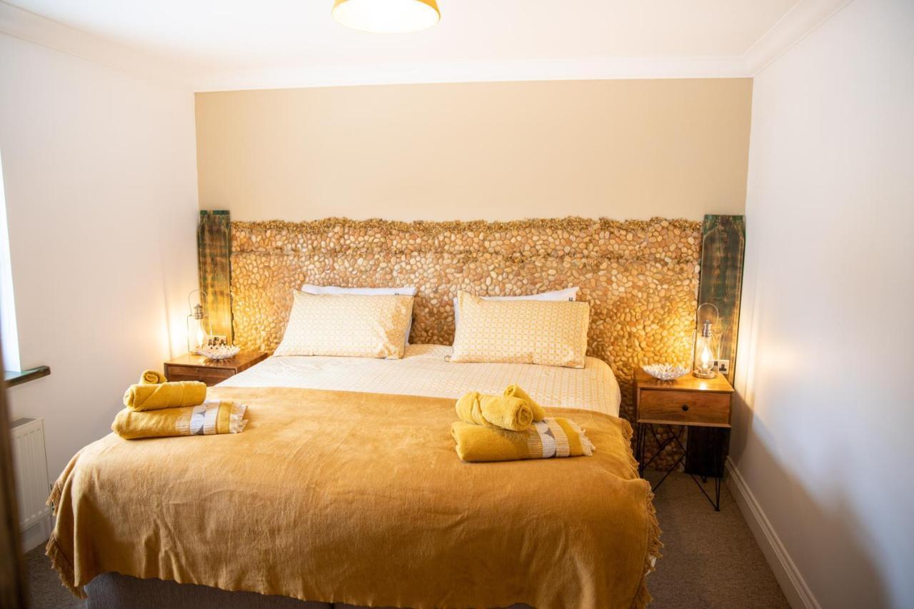 The Beach House Holiday Apartments Eastbourne Ngoại thất bức ảnh