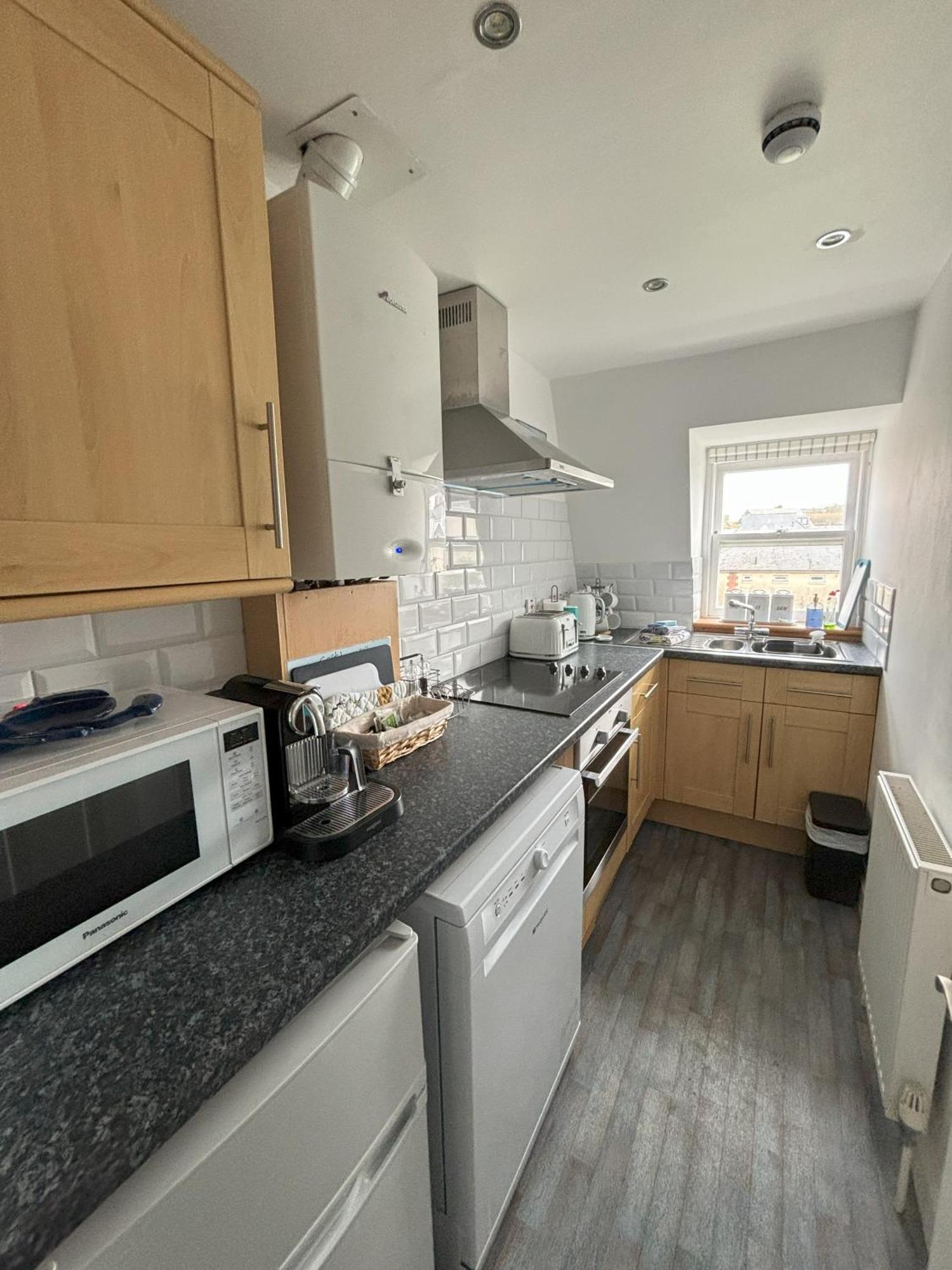 The Beach House Holiday Apartments Eastbourne Ngoại thất bức ảnh
