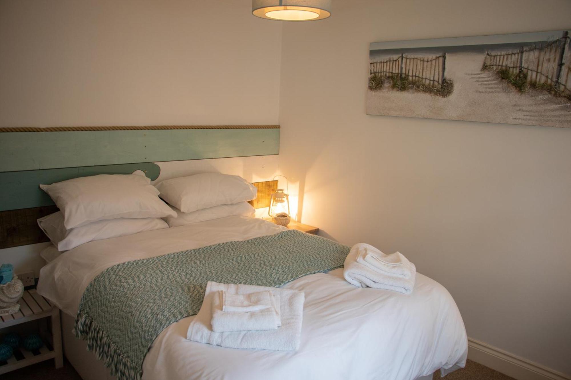 The Beach House Holiday Apartments Eastbourne Ngoại thất bức ảnh