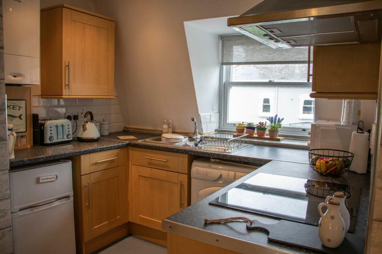 The Beach House Holiday Apartments Eastbourne Ngoại thất bức ảnh